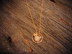 VIRGINIE MONROE�@�����O�r�[�Y�l�b�N���X�i�t�����X�j[VM1]