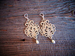 Tita Bijoux ���[�X�ŏo�����X�e���h�O���X���v�킹��f�U�C���̃n���h���C�h�s�A�X�i�C�^���A�j[TITAgiglio]