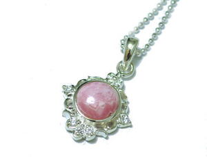 �C���J���[�Y�E�l�b�N���X[]