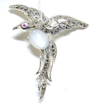 �y��R�z���[���X�g�[���@���r�[�̓��̃P�c�@�[���@���̃u���[�`[202C0412-TY]